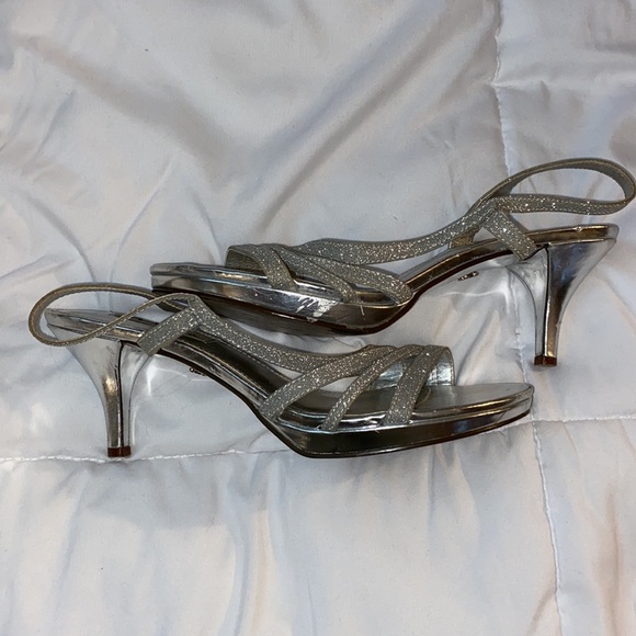 Nina Heels - Picture 2 of 4